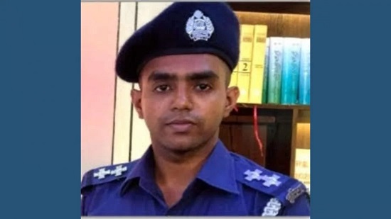আসামি ধরতে গিয়ে পুলিশের এসআই নি’হত