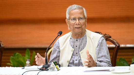জুনের পথে ইউনূস, বিএনপির সমর্থন ছাড়া সম্ভব?