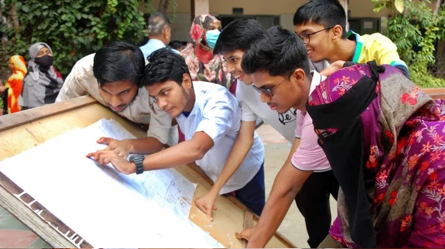নতুন পদ্ধতিতে এসএসসির ফল প্রকাশ দুপুরে, দেখবেন যেভাবে