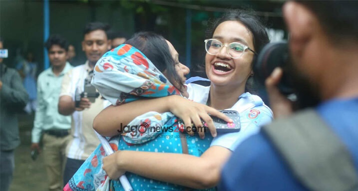 এসএসসি ও সমমানের ফল প্রকাশ, পাসের হার ৬৮.৪৫
