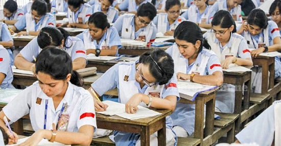 একদিনেই এইচএসসি দুই পরীক্ষা, বিপাকে পড়বেন মানবিকের শিক্ষার্থীরা