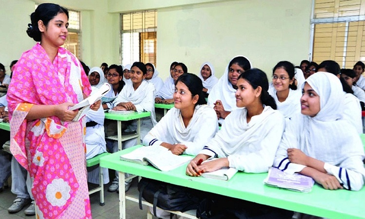 পৌনে ৪ লাখ এমপিওভুক্ত শিক্ষক-কর্মচারীর জন্য সুখবর!