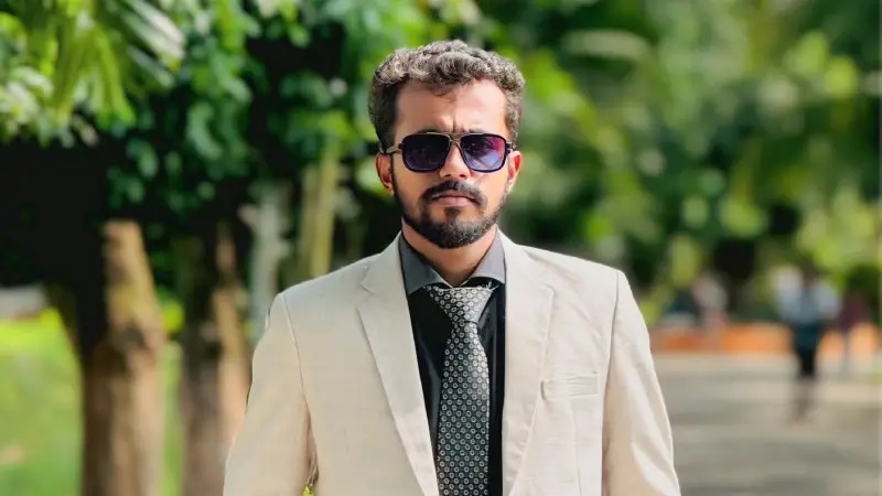 পরীক্ষার খাতা আবাসিক হলে ও শিক্ষকের অফিসে নিয়ে লেখায় বিশ্ববিদ্যালয় ছাত্রদল নেতা বহিষ্কার