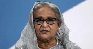 ‘আত্মীয়-স্বজনকে শেখ হাসিনার ক্ষুদে বার্তা’!